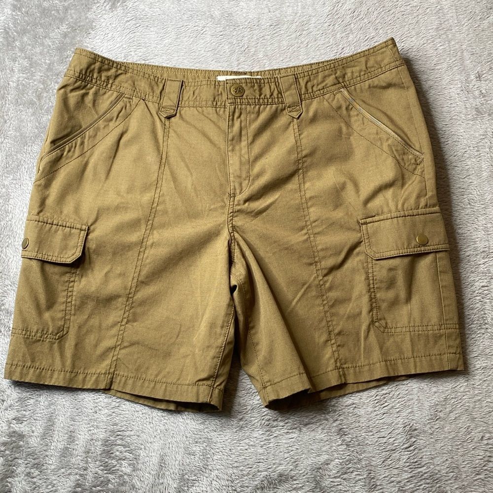 Eddie Bauer  Women's Ripstop Cargo Shorts